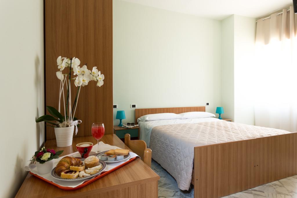 Roma Hotell Pineto Eksteriør bilde