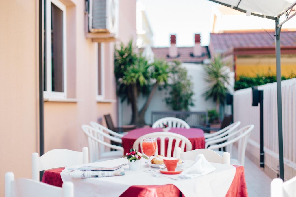 Roma Hotell Pineto Eksteriør bilde